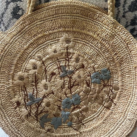 Sezane Beige Straw Tote with Blue Floral Design - Picture 2 of 3